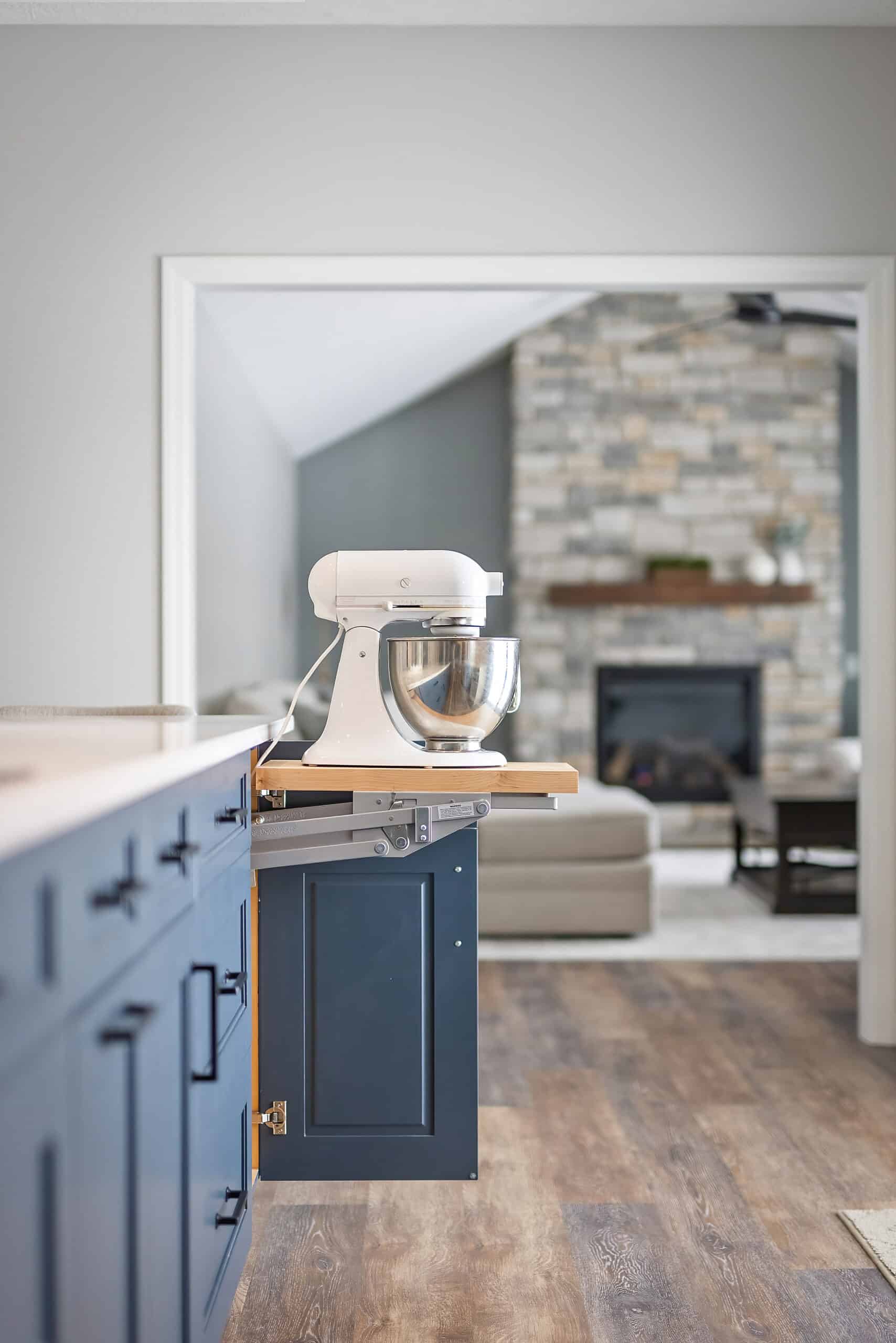 Kitchen remodel in Chagrin Falls, Ohio with Capozzi Design Build.